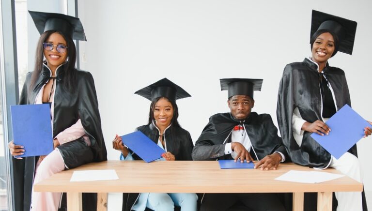 5 Ways Graduates Can Gain Employment Before They Have Experience