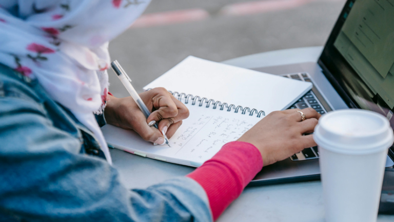 High Paralegal Job Demand Drives The Need For Paralegal Educatio