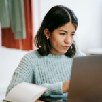 Online Paralegal Student Takes Steps Toward Reaching Goals